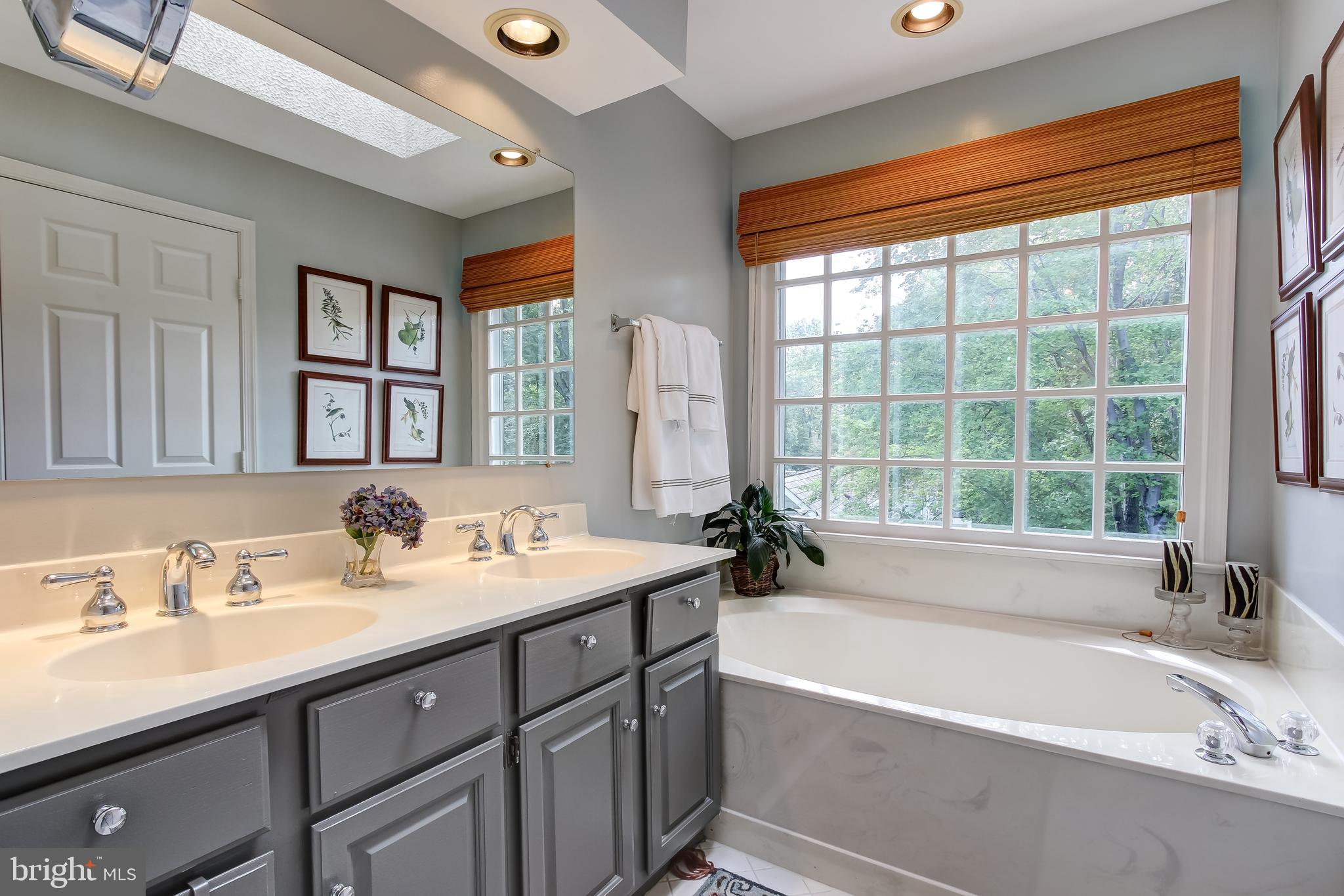 1279 Lamplighter Way Reston, VA 20194 - Photo 20 of 35 Master Bathroom