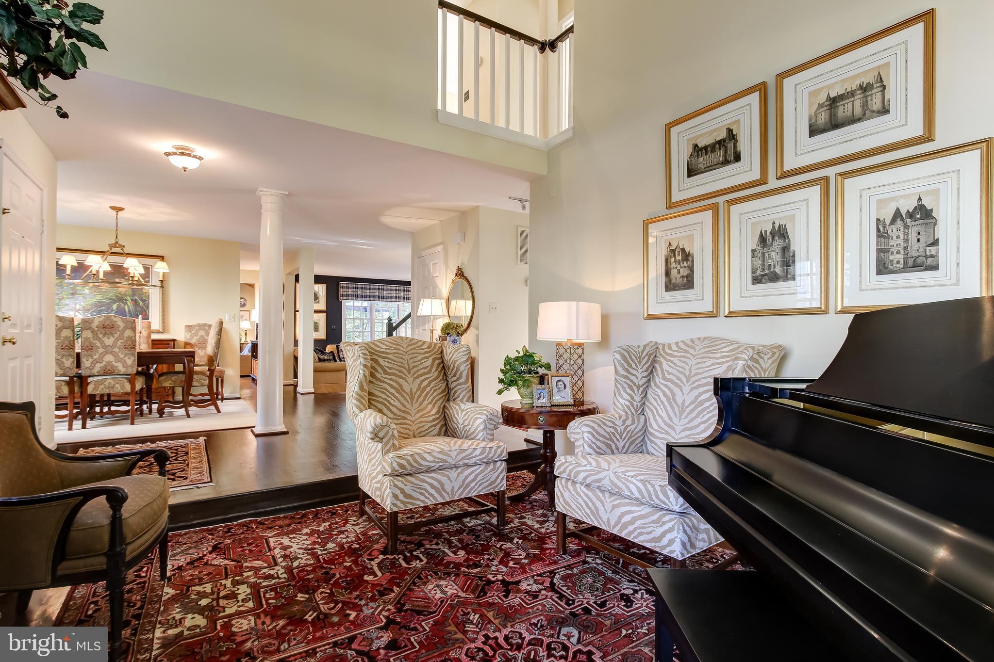 1279 Lamplighter Way Reston, VA 20194 - Photo 7 of 35 Living Room