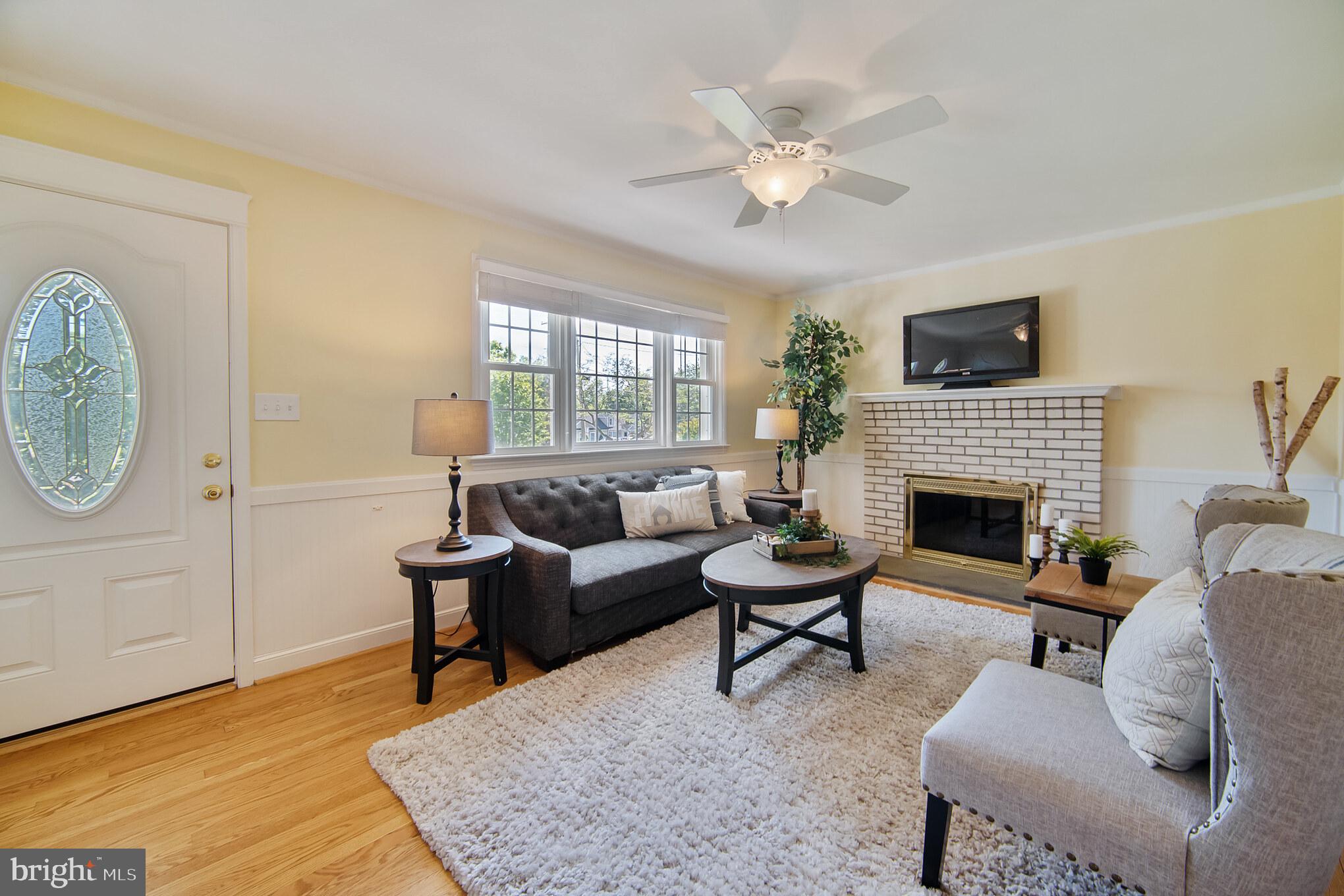 12351 Scaggsville Road Fulton, MD 20759 - Photo 3 of 30 Hardwoods