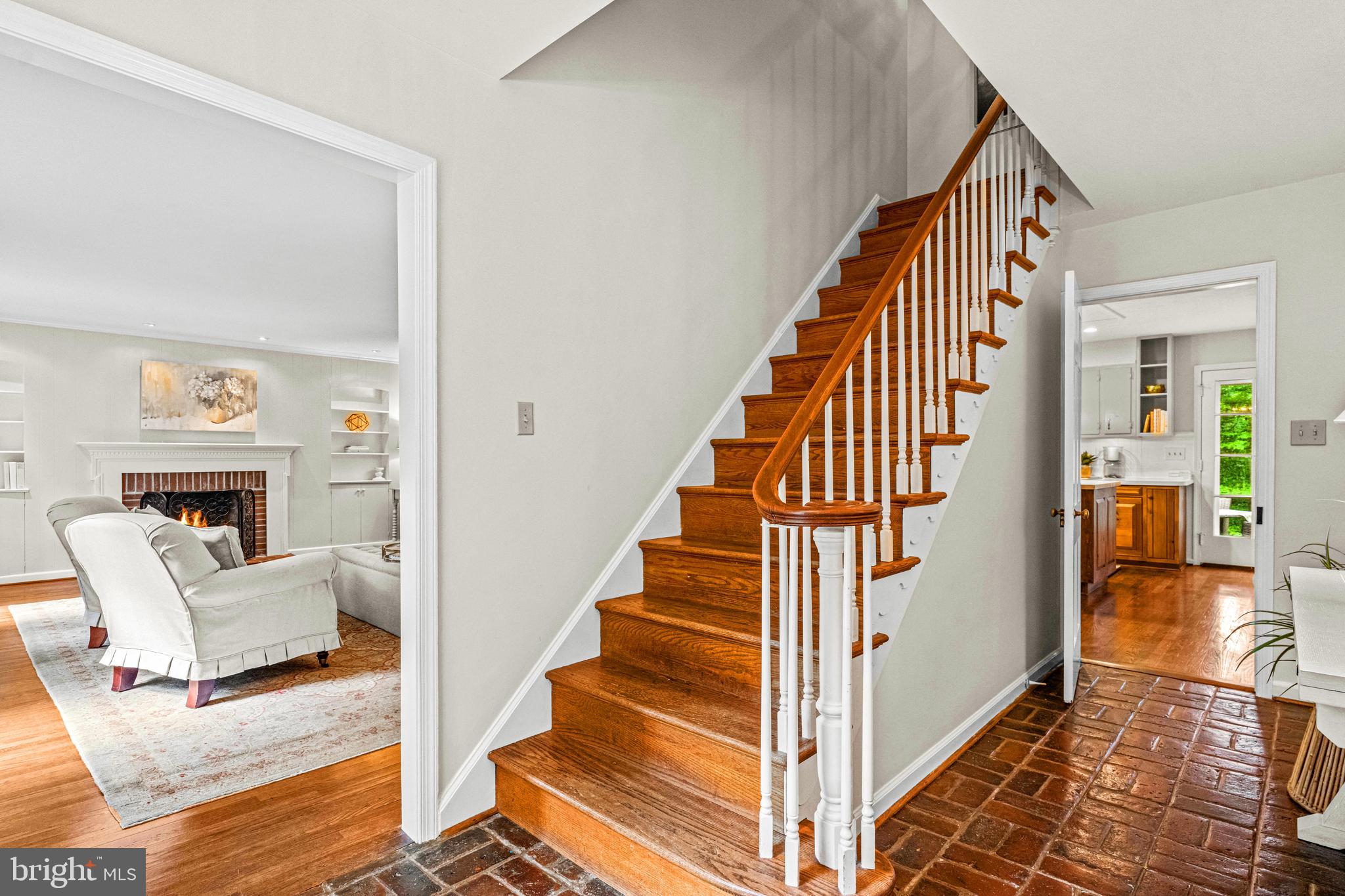 20 Patriot Circle Devon, PA 19333 - Photo 4 of 36