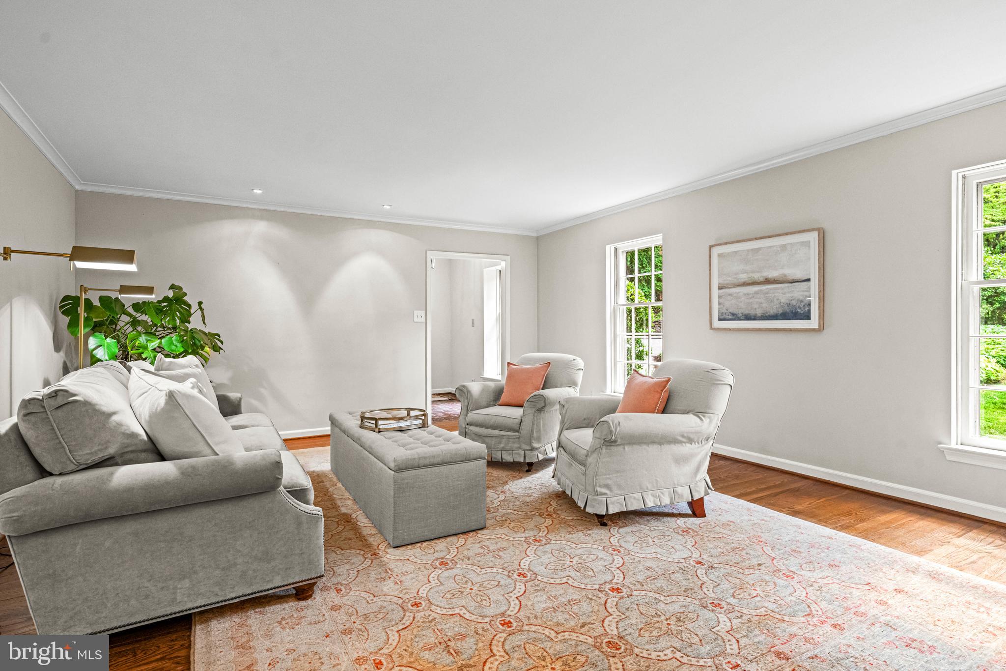 20 Patriot Circle Devon, PA 19333 - Photo 7 of 36 Living room