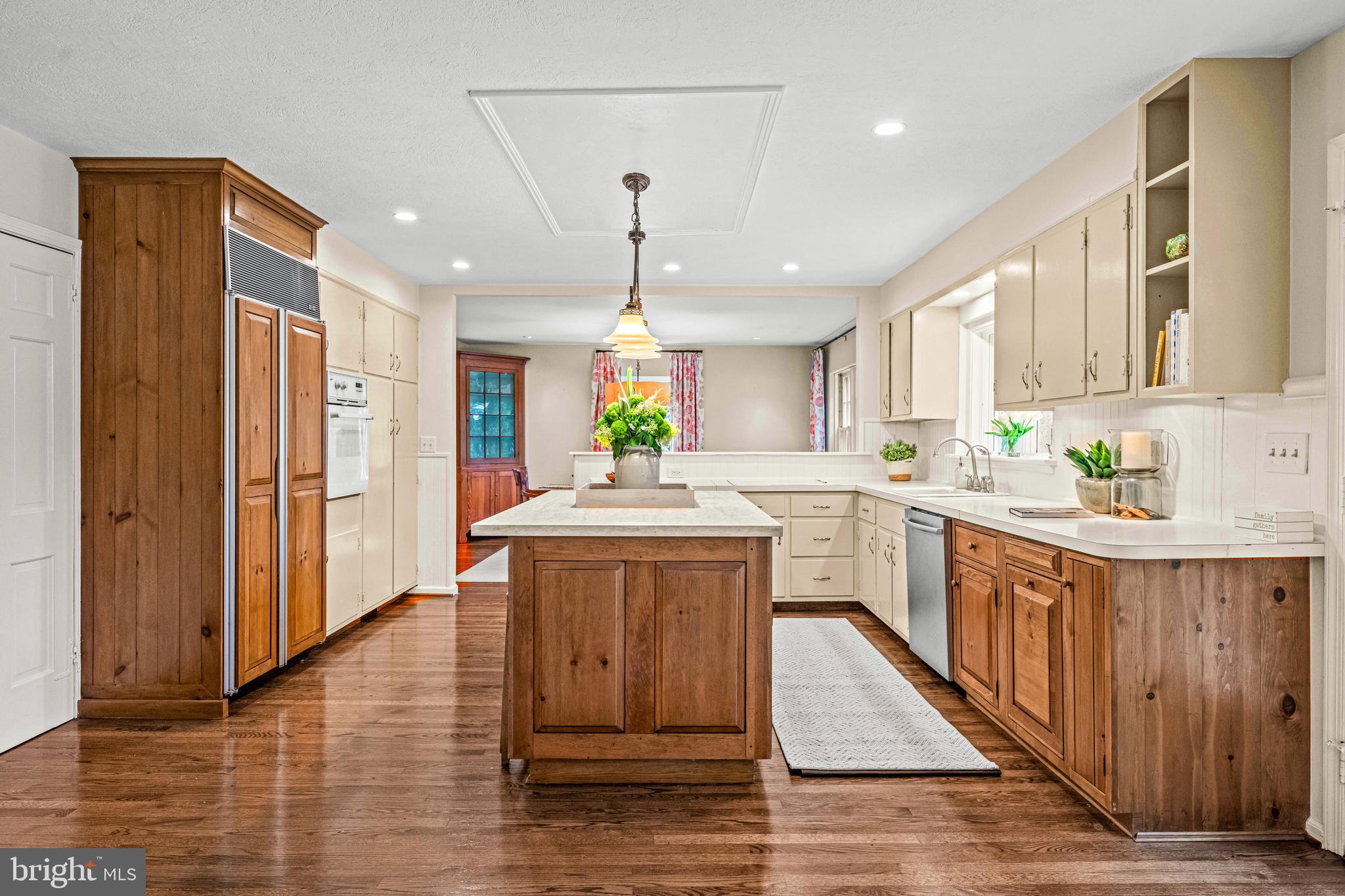 20 Patriot Circle Devon, PA 19333 - Photo 10 of 36 Kitchen