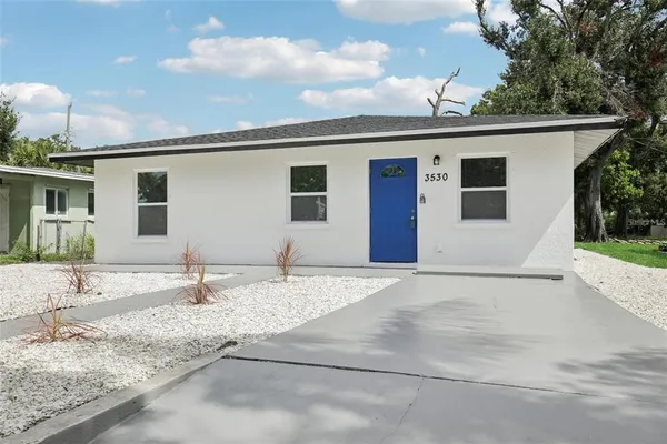 $2,800 | 3530 Goodrich Avenue, Sarasota, FL 34234