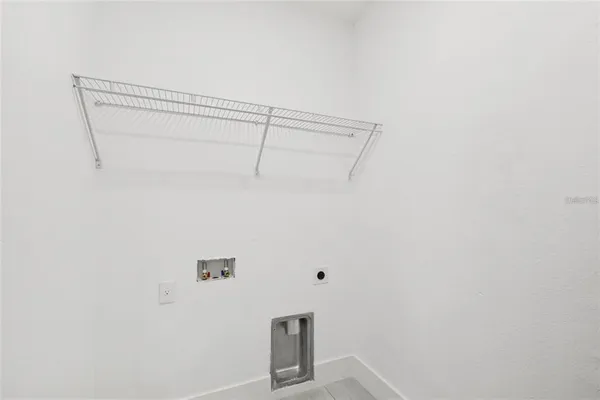 $2,800 | 3530 Goodrich Avenue, Sarasota, FL 34234