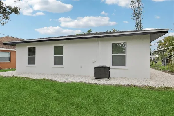 $2,800 | 3530 Goodrich Avenue, Sarasota, FL 34234