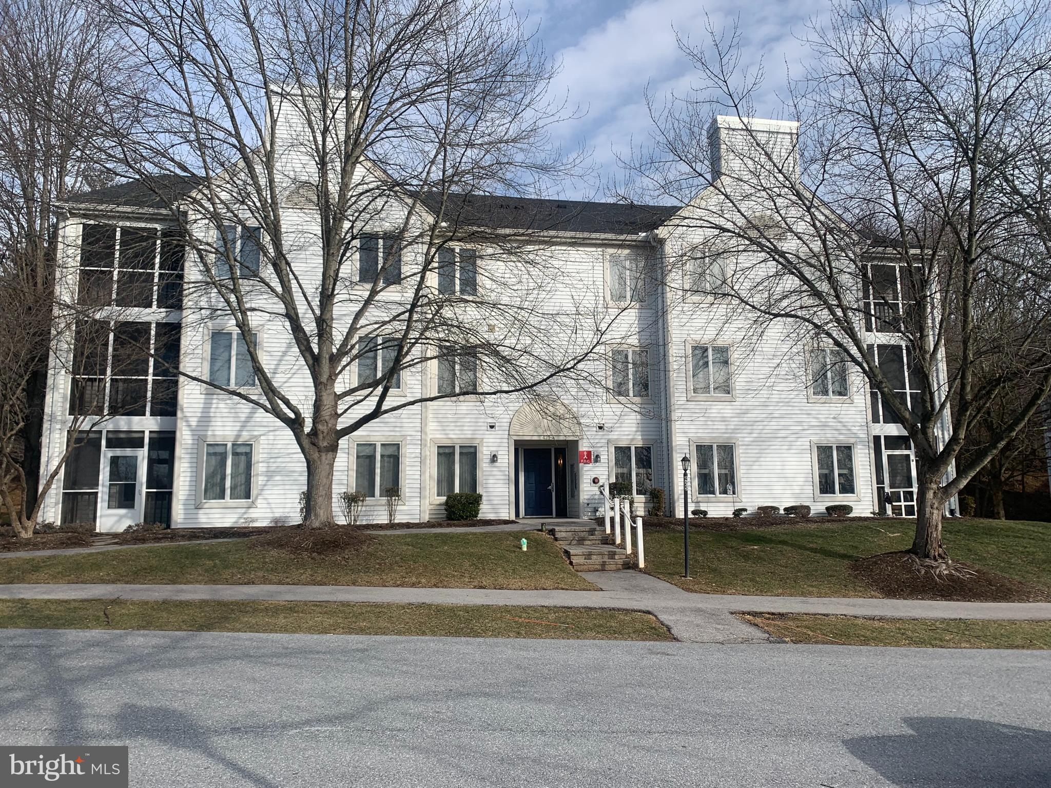 Welcome home to Parrs Ridge