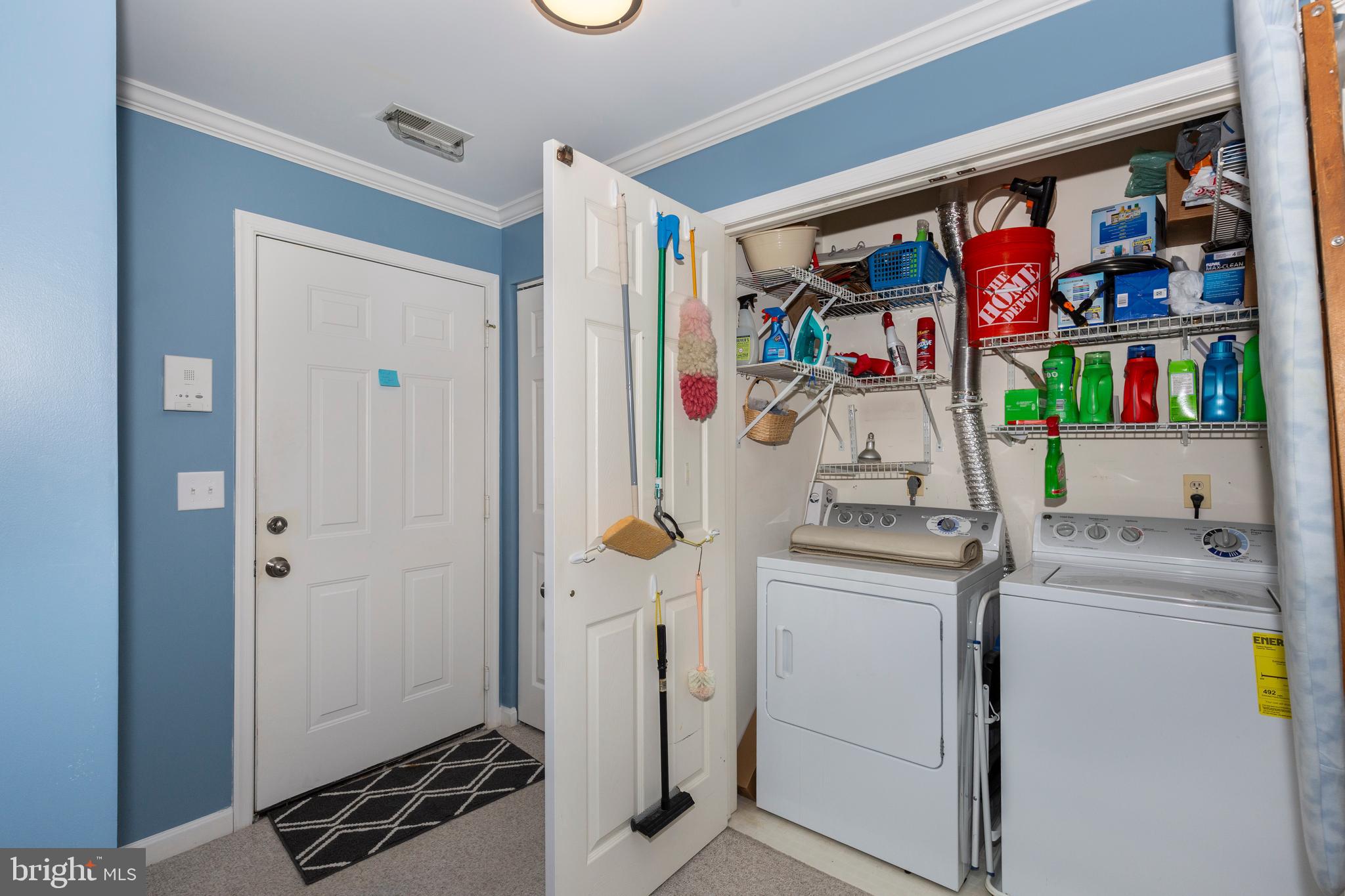 425 Pleasanton Road, Unit C23 Westminster, MD 21157 - Photo 22 of 48 Laundry, washer dryer conveys!