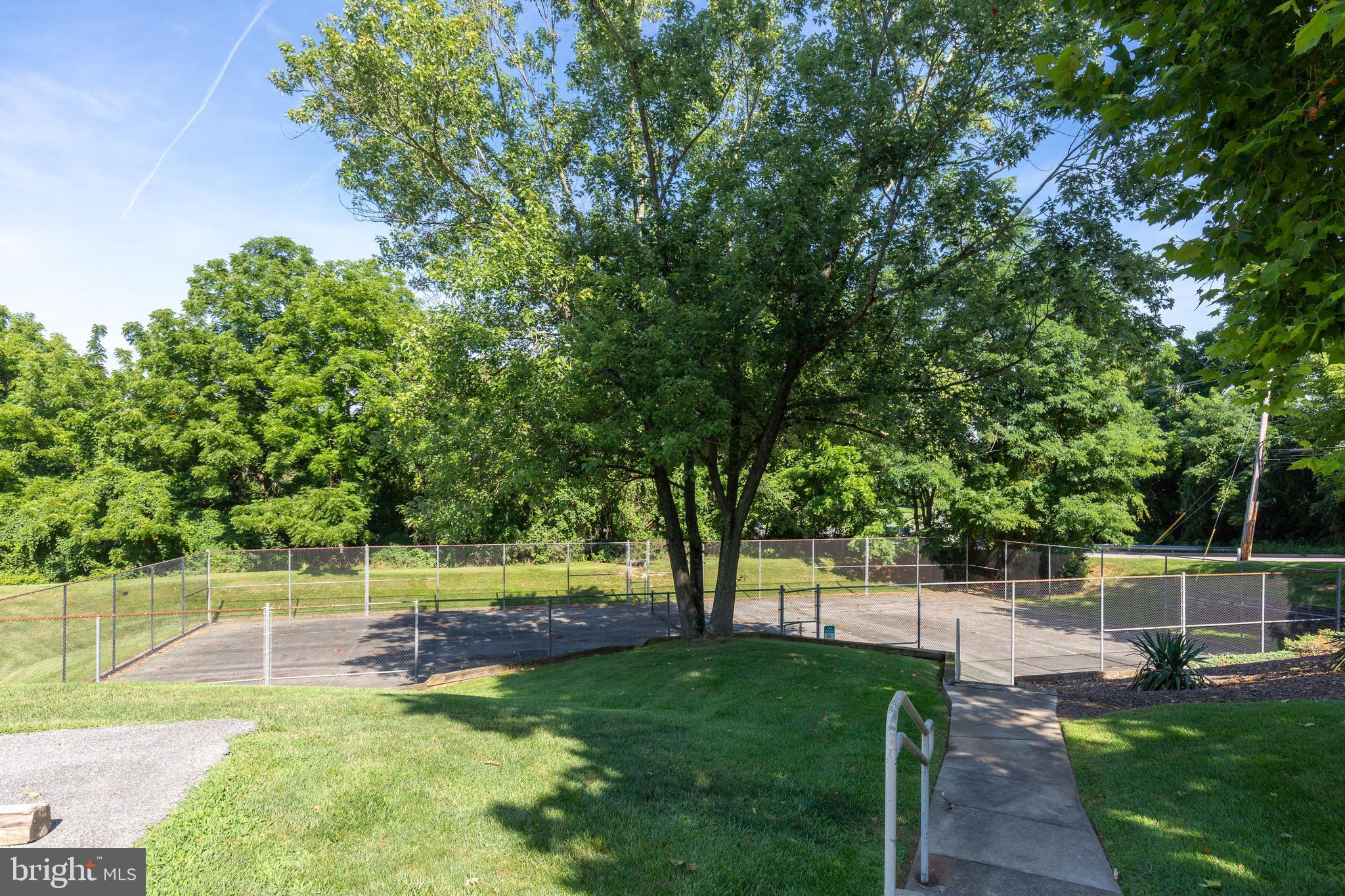 425 Pleasanton Road, Unit C23 Westminster, MD 21157 - Photo 29 of 48 Tennis Courts
