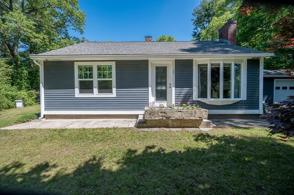 29 Carr Street Sutton, MA 01590 - Photo 2 of 41