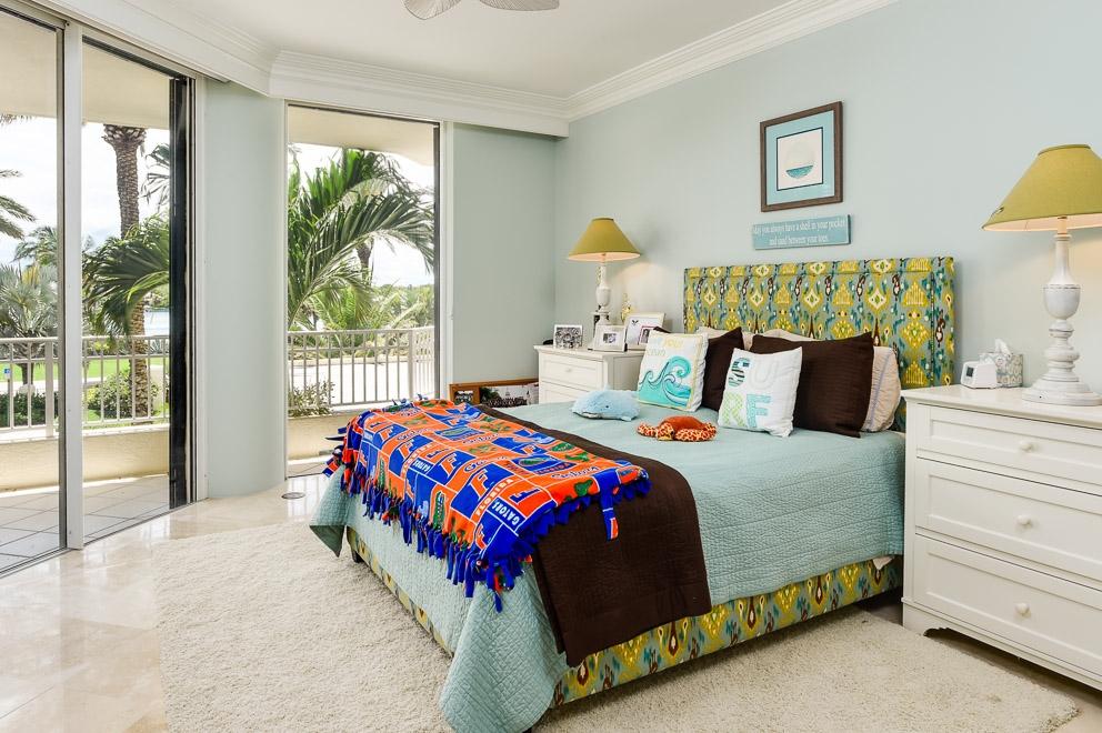 19700 South Beach Road, Unit 2S Jupiter, FL 33469 - Photo 13 of 30 Guest Bedroom