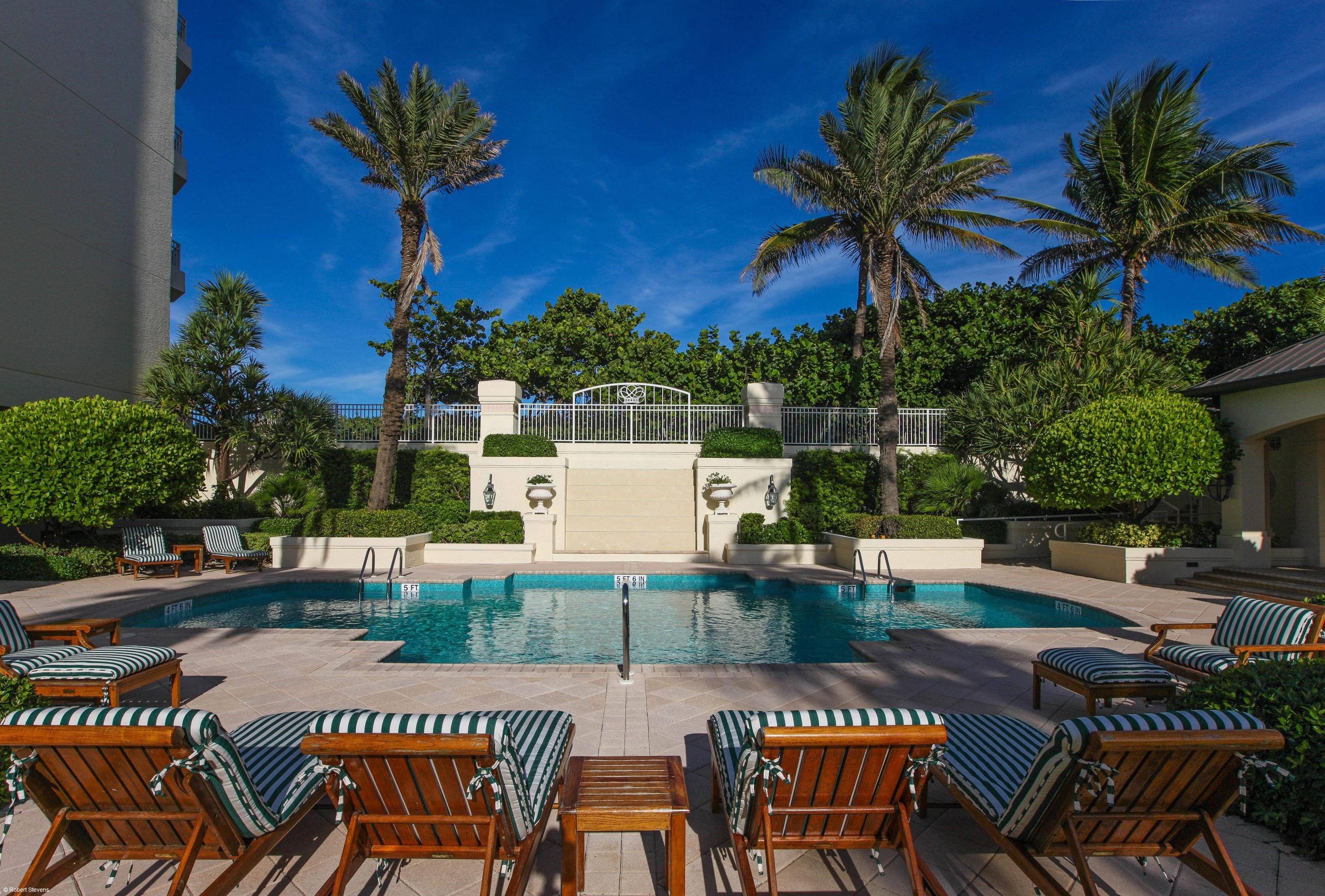 19700 South Beach Road, Unit 2S Jupiter, FL 33469 - Photo 18 of 30 Carlyle Pool
