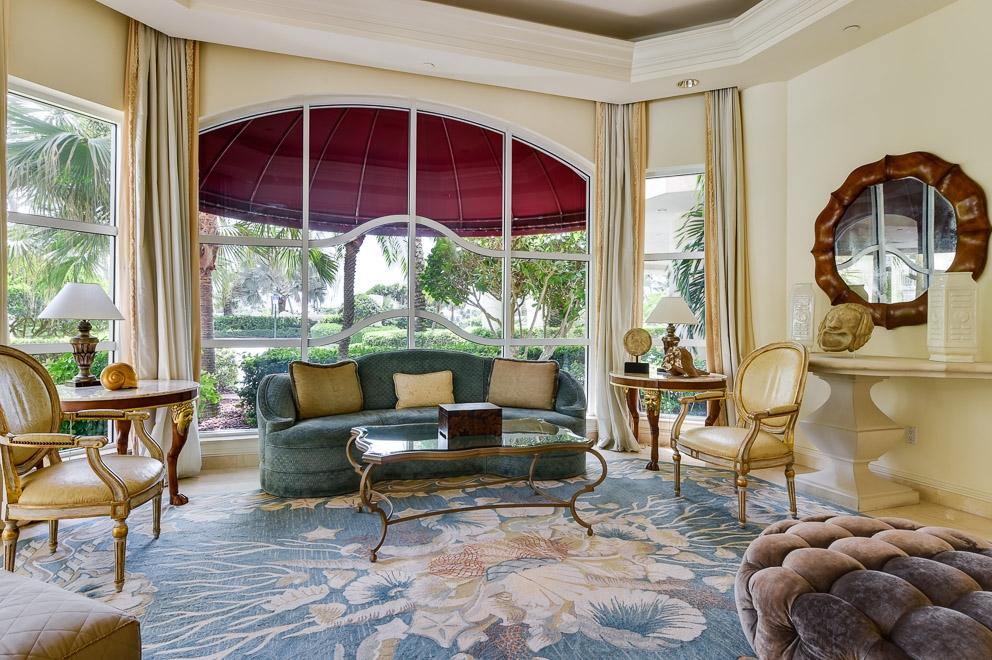 19700 South Beach Road, Unit 2S Jupiter, FL 33469 - Photo 19 of 30 Carlyle Sitting Room in Lobby
