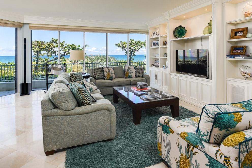 19700 South Beach Road, Unit 2S Jupiter, FL 33469 - Photo 6 of 30 Living Room