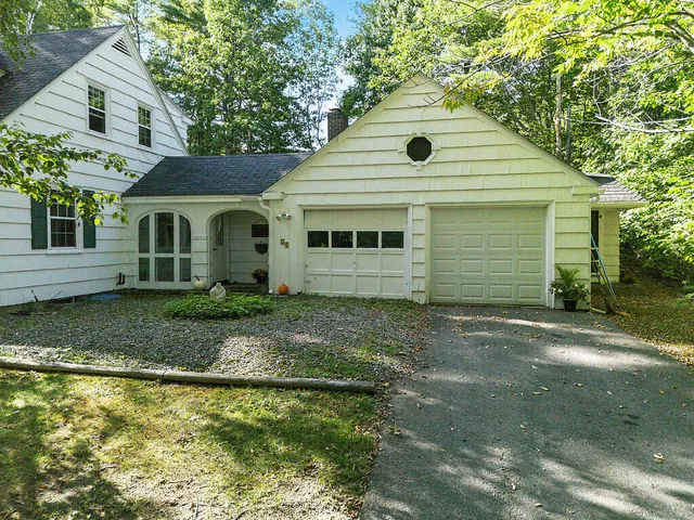 $325,000 | 28 1st Rangeway, Waterville, ME 04901