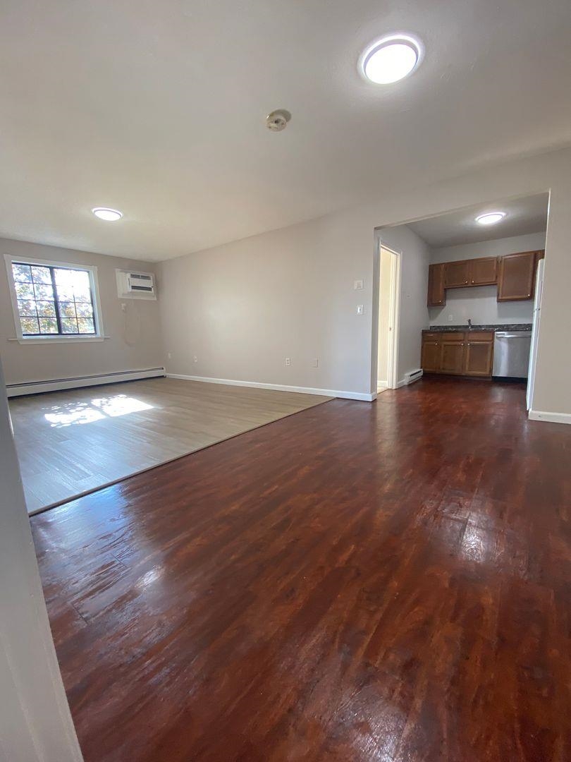 153 West Hancock Street, Unit 32 Manchester, NH 03102 - Photo 6 of 12