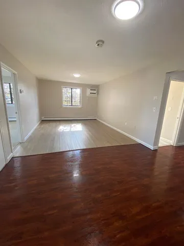 $1,895 | 153 West Hancock Street, Unit 32, Manchester, NH 03102