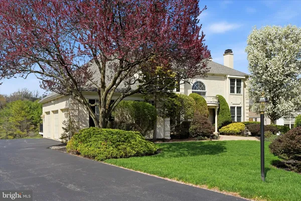 $1,100,000 | 3 Honeysuckle Lane, Broomall, PA 19008