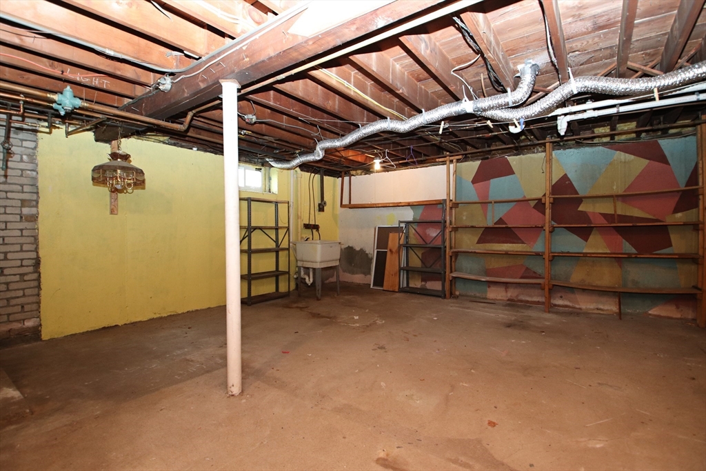 86 Farrell Road Lynn, MA 01905 - Photo 27 of 36 Gallery Image 27