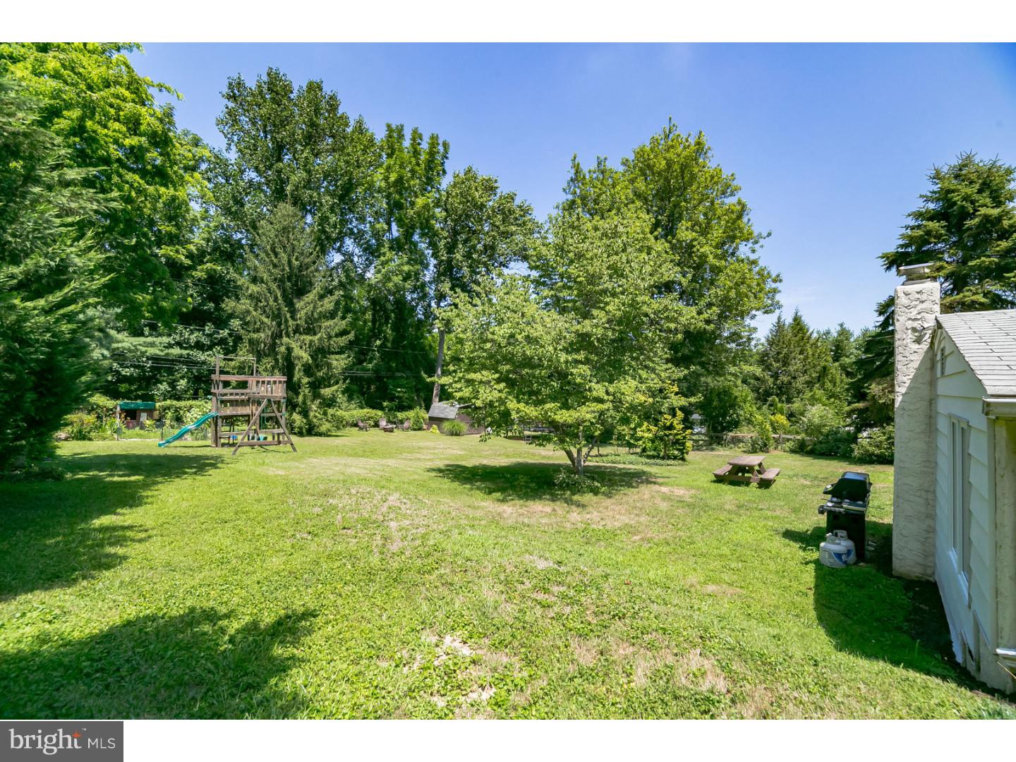 27 Glenview Road Phoenixville, PA 19460 - Photo 24 of 25 Back Yard