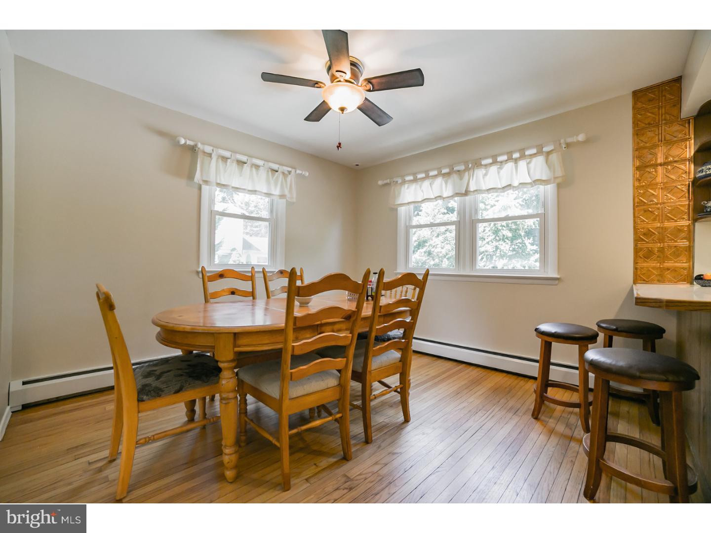 27 Glenview Road Phoenixville, PA 19460 - Photo 9 of 25 Dining Room
