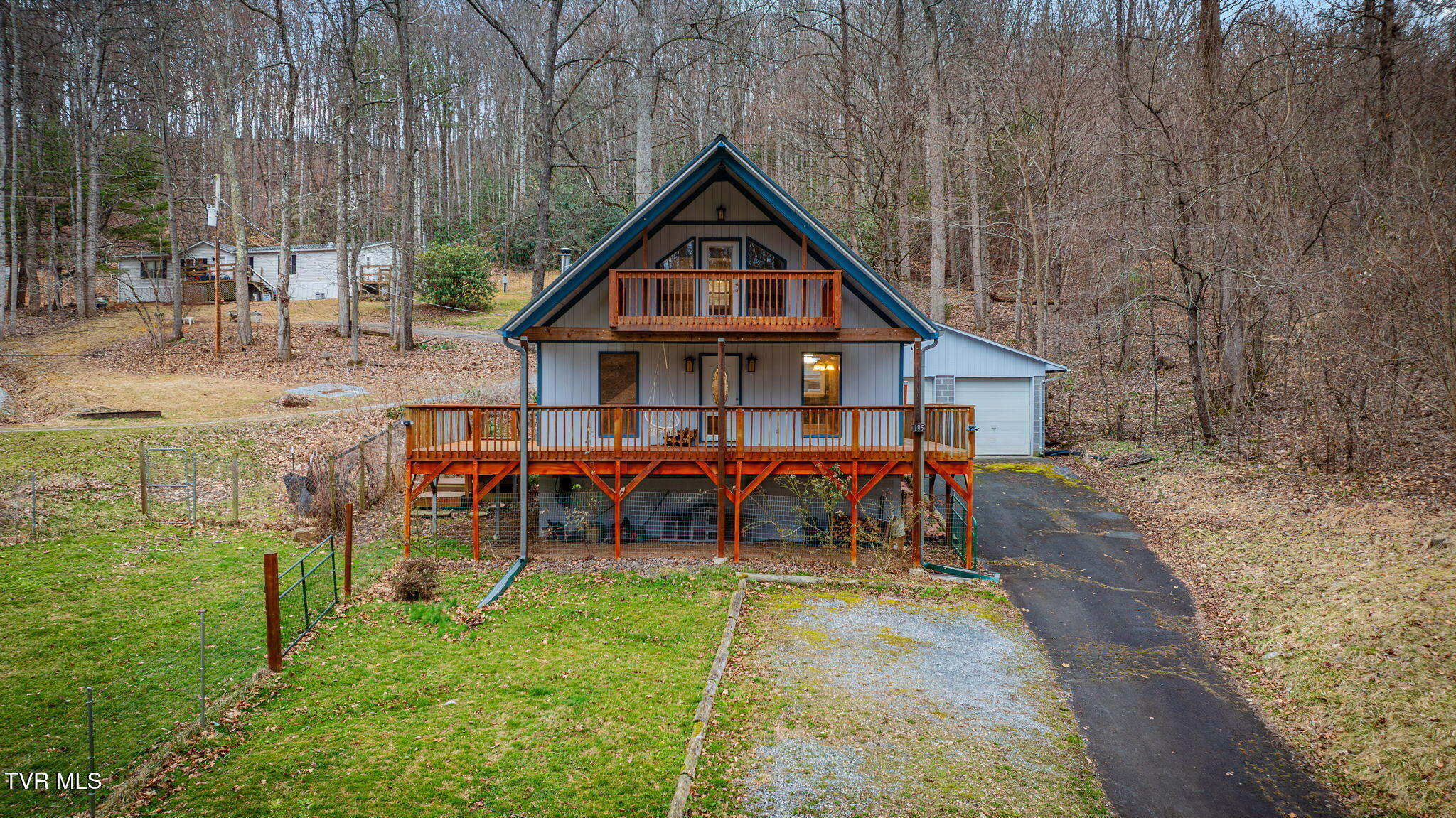 195 Bear Hollow Road Elizabethton, TN 37643 - Photo 31 of 42 001