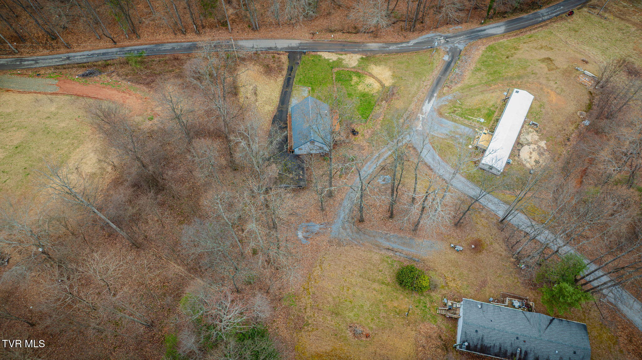195 Bear Hollow Road Elizabethton, TN 37643 - Photo 36 of 42 104