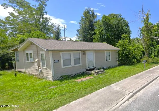 $1,250 | 5120 East 11th Street, Panama City, FL 32404