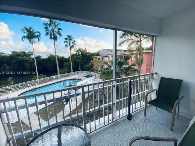 $1,500 | 1560 Northeast 127th Street, Unit 203, North Miami, FL 33161