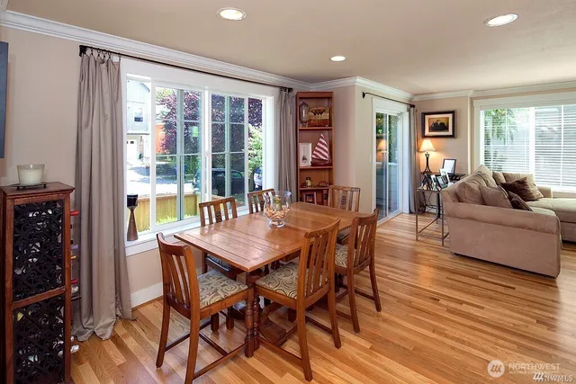 $4,250 | 213 15th Avenue, Seattle, WA 98122