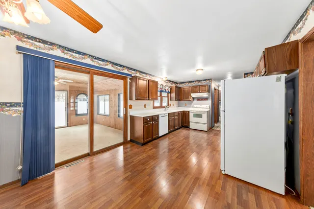 $999,000 | S78W30182 Sugden Road, Mukwonago, WI 53149