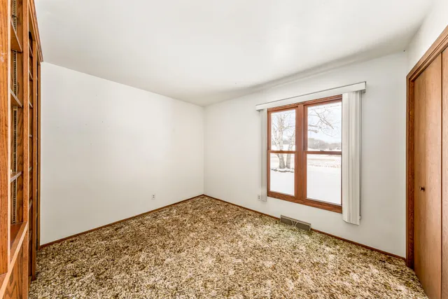 $999,000 | S78W30182 Sugden Road, Mukwonago, WI 53149