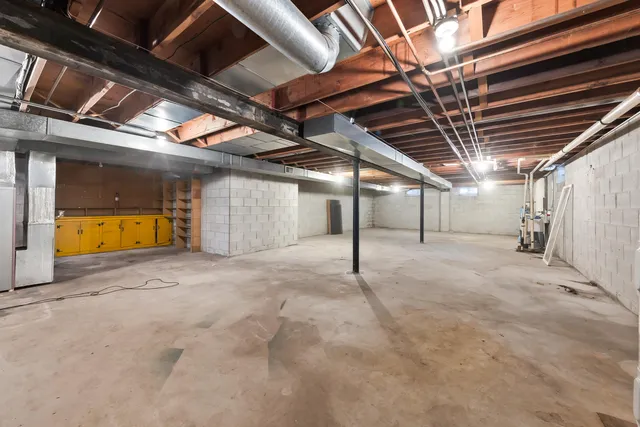 $999,000 | S78W30182 Sugden Road, Mukwonago, WI 53149