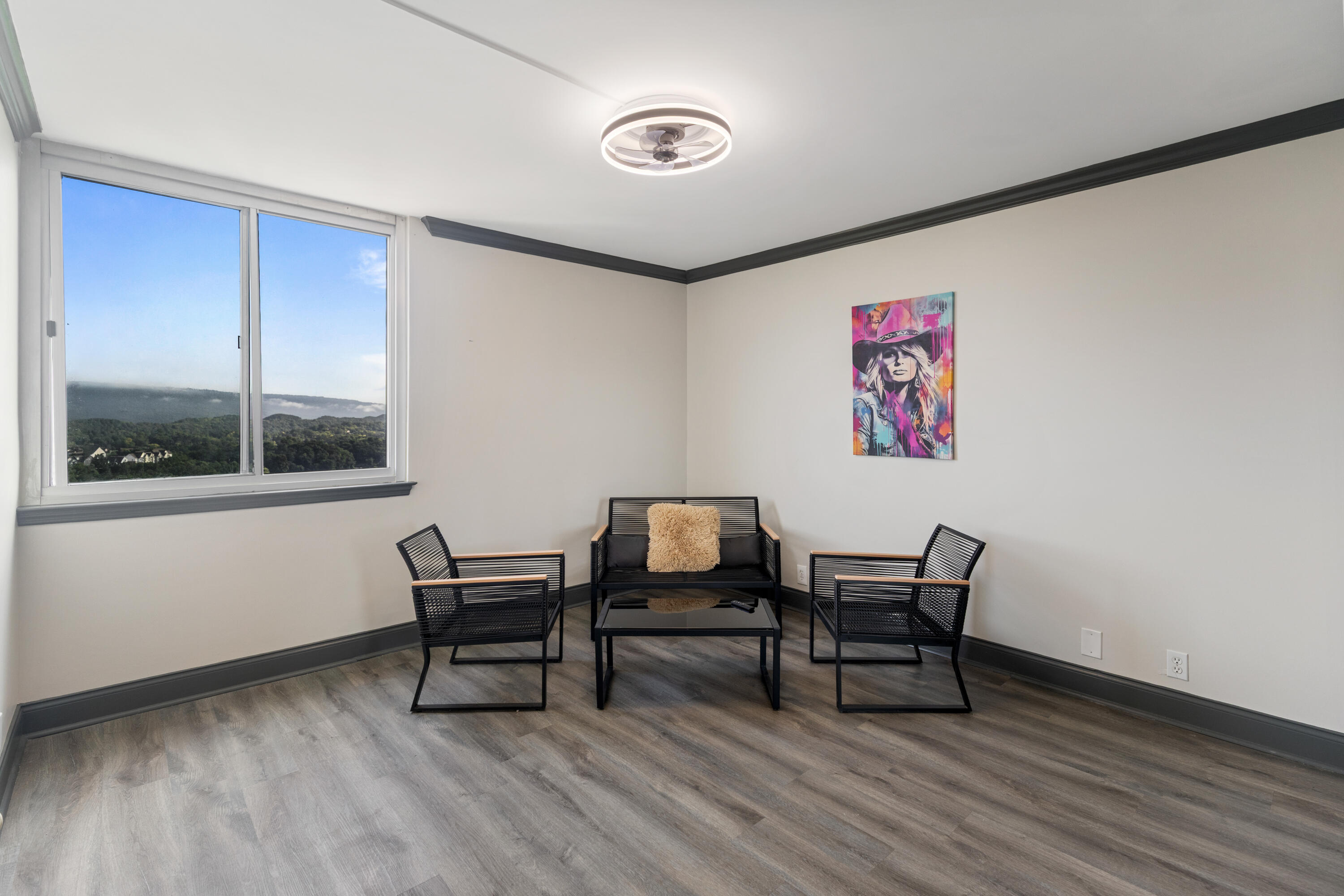 1131 Stringers Ridge Road, Unit 11C Chattanooga, TN 37405 - Photo 27 of 40 2ND BEDROOM W/ VIEWS