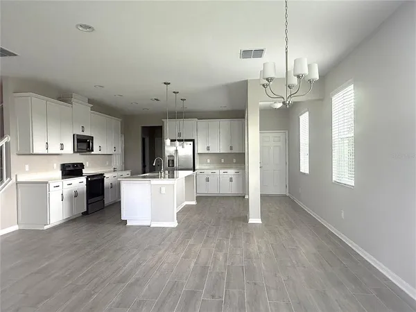 $2,500 | 2453 Stapleford Place, Wesley Chapel, FL 33543