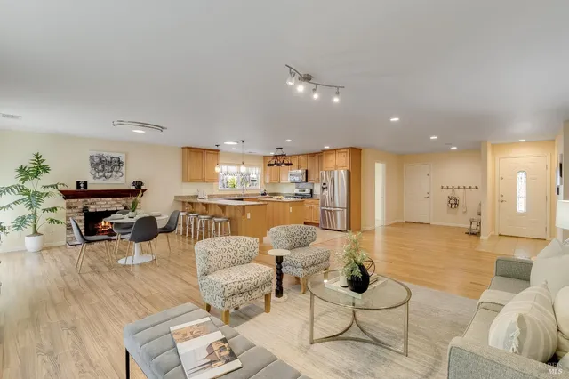 $749,000 | 1234 Military West, Benicia, CA 94510