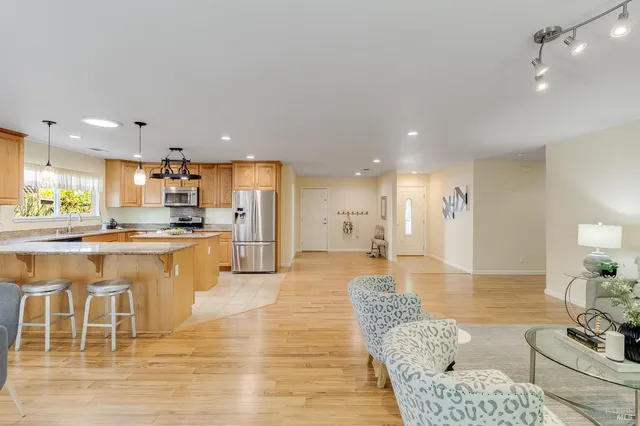 $749,000 | 1234 Military West, Benicia, CA 94510