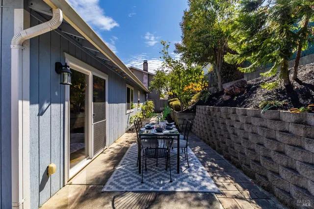 $749,000 | 1234 Military West, Benicia, CA 94510