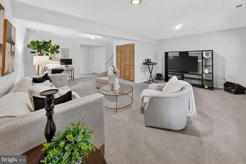 $429,900 | 4303 Thistlewood Terrace, Burtonsville, MD 20866