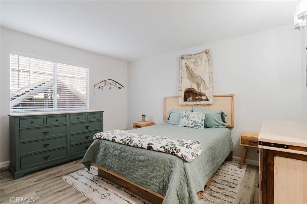 32480 The Old Road Castaic, CA 91384 - Photo 14 of 68 a bedroom with a bed and a window