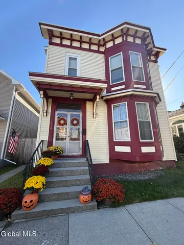 $320,000 | 1010 24th Street, Watervliet, NY 12189