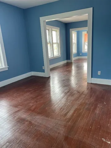 $1,250 | 207 St Charles Street, Unit 3 (TOP FLOOR), Johnson City, NY 13790