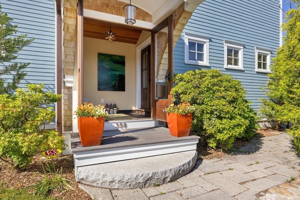 358 Rock Island Road Quincy, MA 02169 - Photo 32 of 40