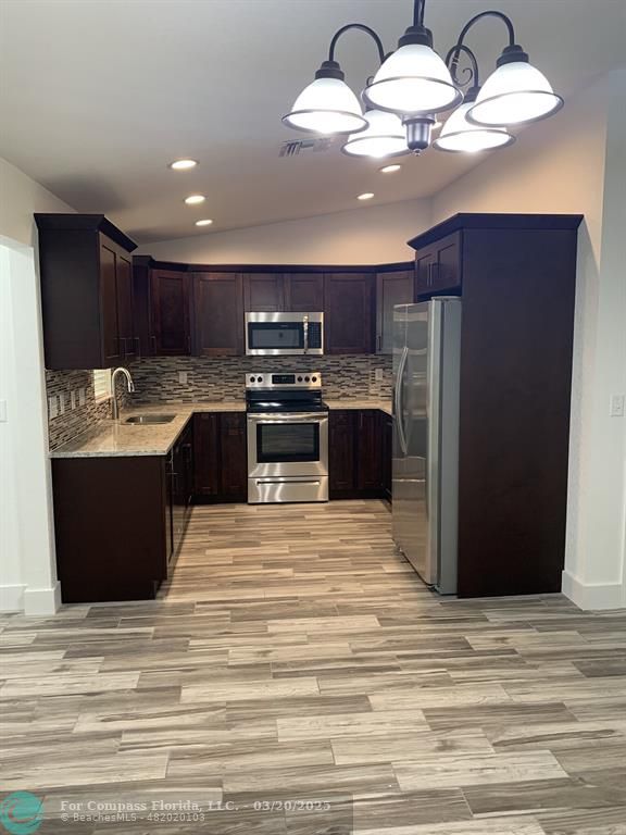 503 Southeast 5th Street Okeechobee, FL 34974 - Photo 2 of 10