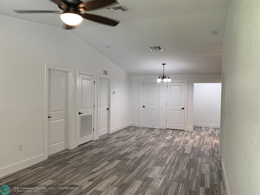 503 Southeast 5th Street Okeechobee, FL 34974 - Photo 4 of 10