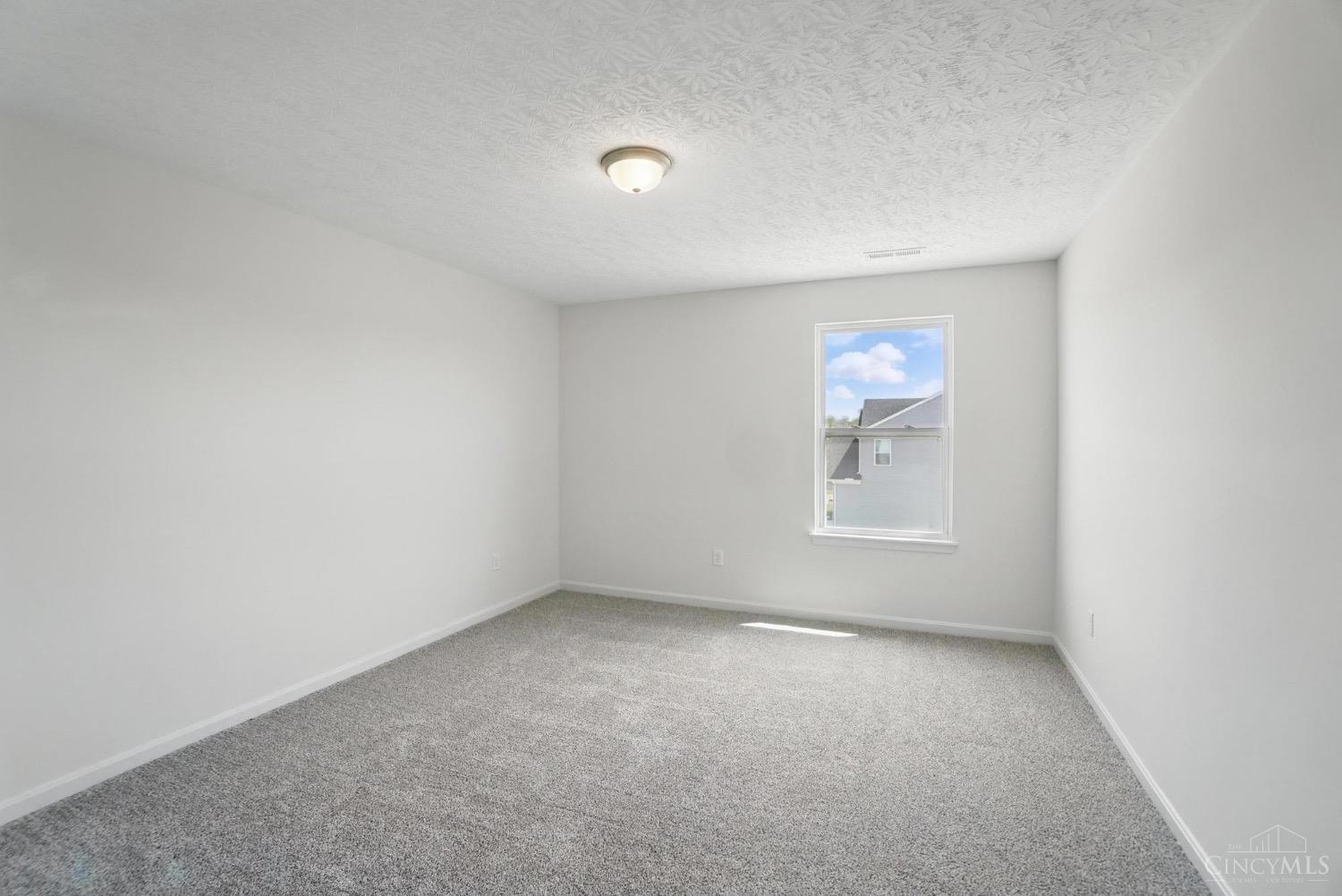 7334 Hunters Ridge Lane Cincinnati, OH 45247 - Photo 26 of 39 Gallery Image 26
