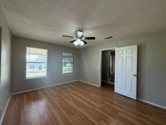 105 2nd Valley View, TX 76272 - Photo 5 of 17