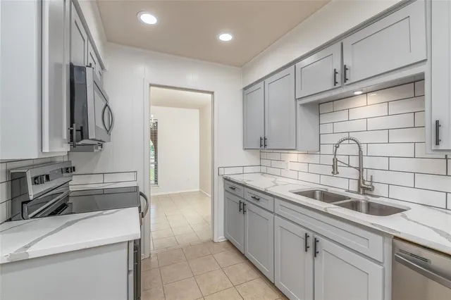 $2,500 | 4912 Arborlawn Drive, Fort Worth, TX 76109