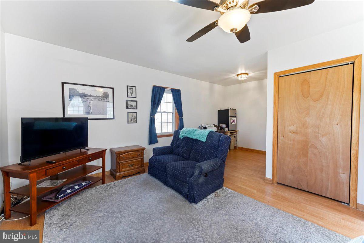 438 Woodcrest Avenue Lititz, PA 17543 - Photo 16 of 38