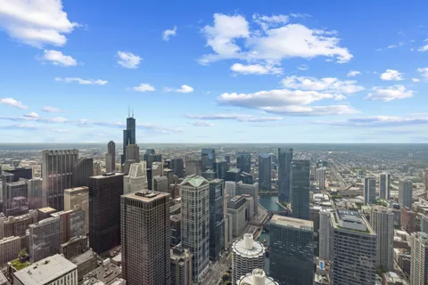 $2,490,000 | 401 North Wabash Avenue, Unit 74D, Chicago, IL 60611