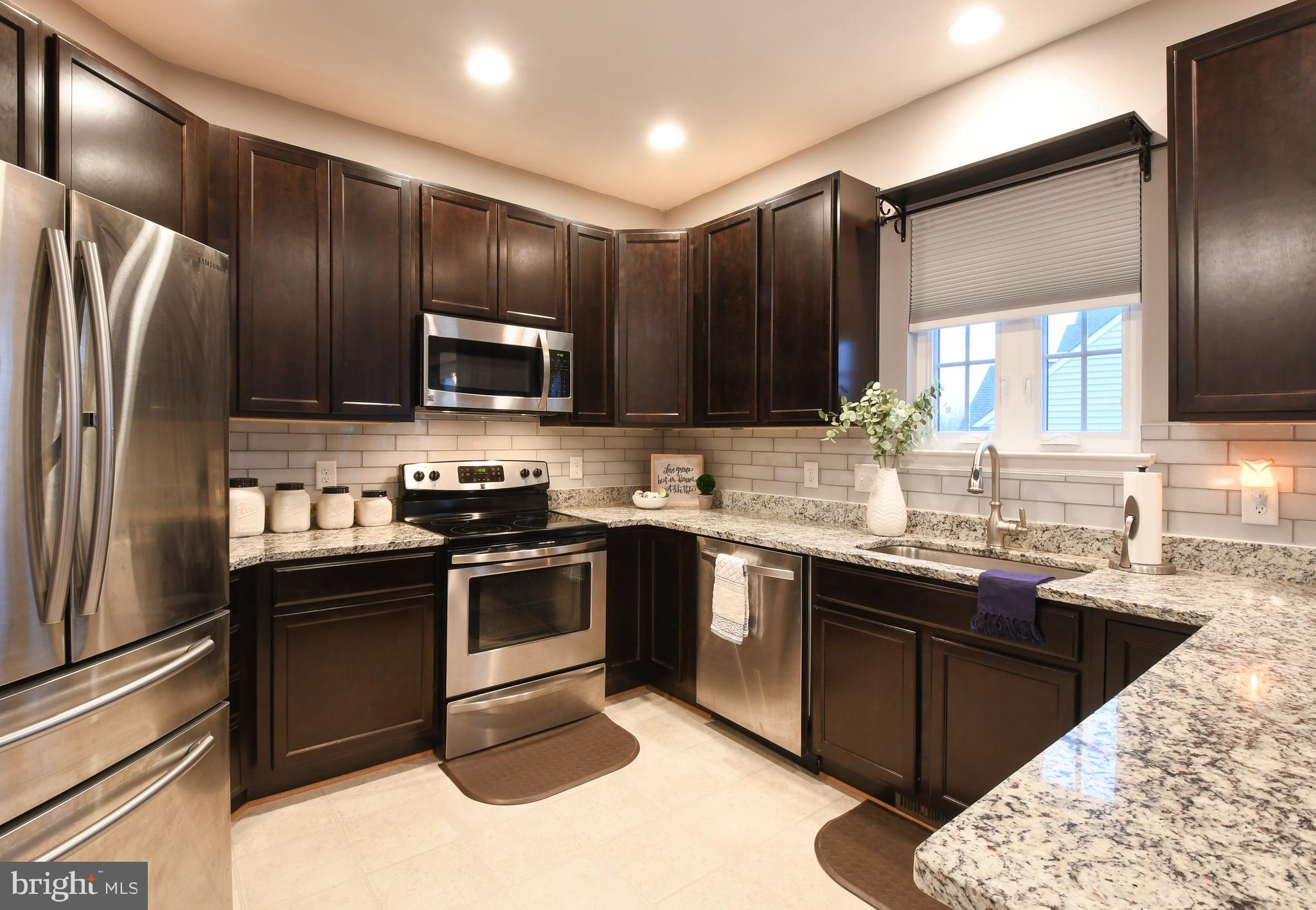 5352 Longbow Road King George, VA 22485 - Photo 14 of 44 Gorgeous granite countertops